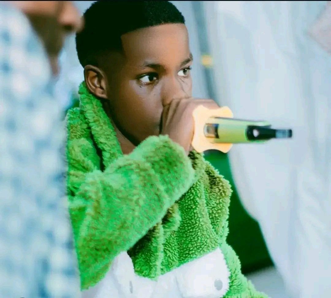 Connection ya Mama amina