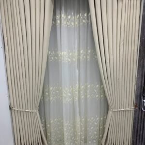 Pazia za kuonesha - Shop Here